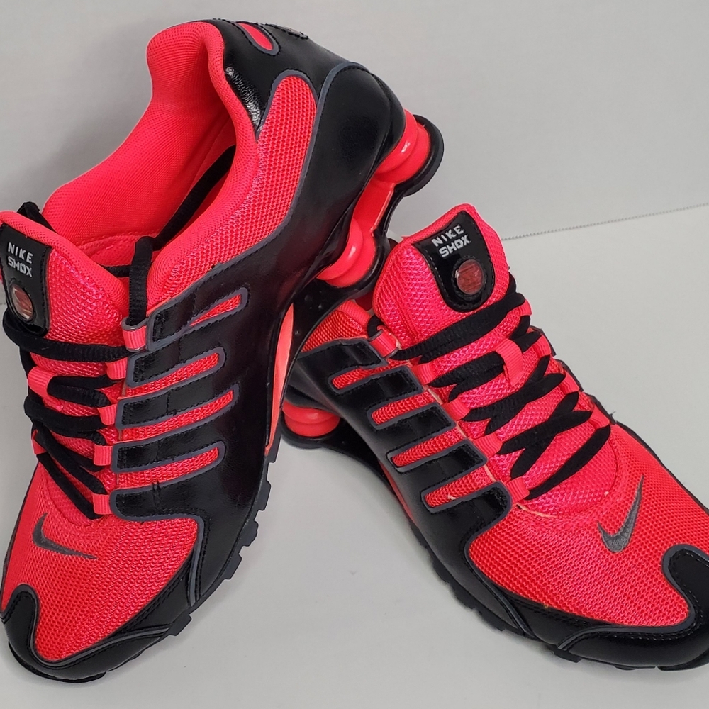 Nike Womens Shox NZ LE 636088 600  Laser Crimson / Black - Dark Grey
